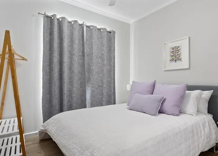 Nest 6 Battunga Ave Port Elliot - No Linen Included