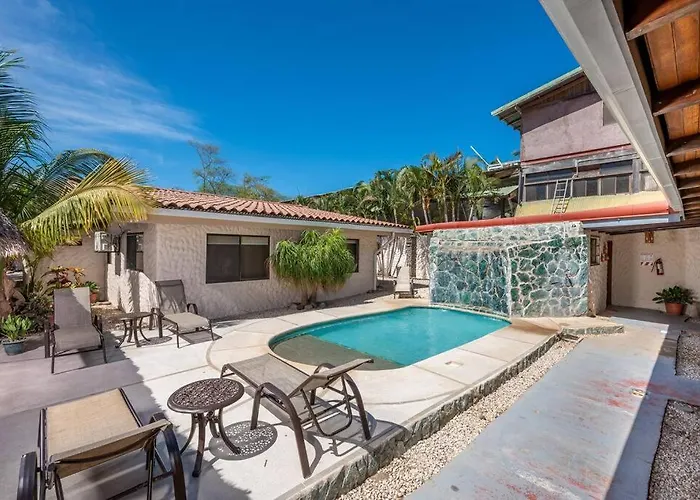 Cozy Beachside Studio With Pool And Free Wifi