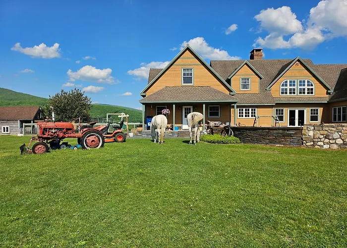 Clover Hill Farm & Country Inn