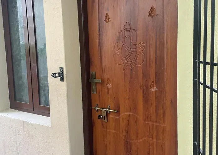 Krishna Home Stay - Double Room