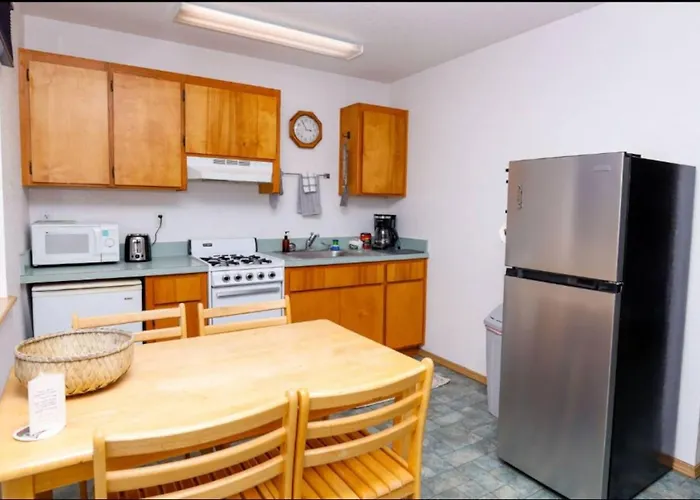 Dolly Varden, Cabin 3 At Lower Kenai Lodge