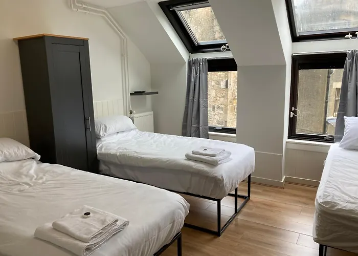 Linlithgow Lodge