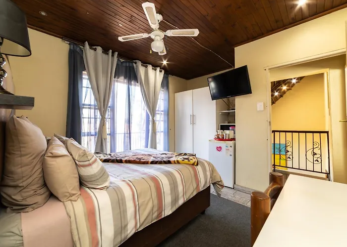 Thatch Haven Guesthouse