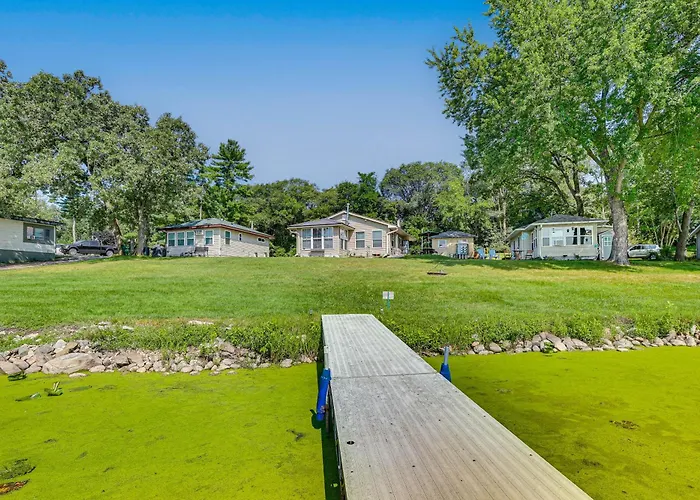 Montello Cabin On Buffalo Lake W/ Dock & Fire Pit!