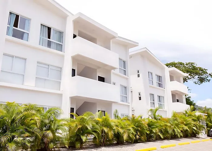 Modern 2Br Condo - Minutes From Jaco Beach - Prime Location