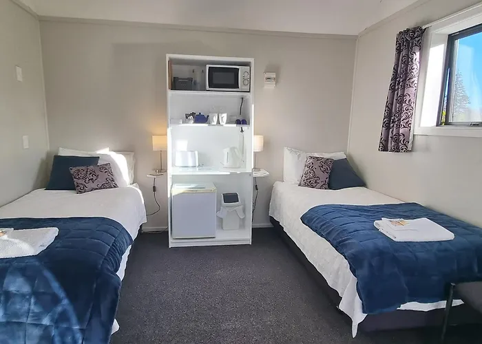 Cheviot Motels, Cabins And Camp