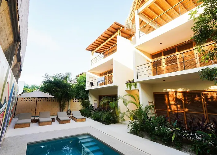 Casa Borka Luxury Fully Furnished Beach Condos With Pool