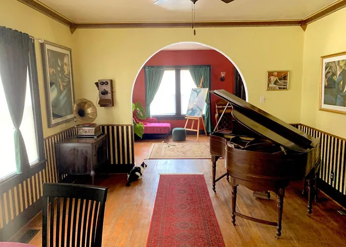 Dr. Yaple'S Art Deco House