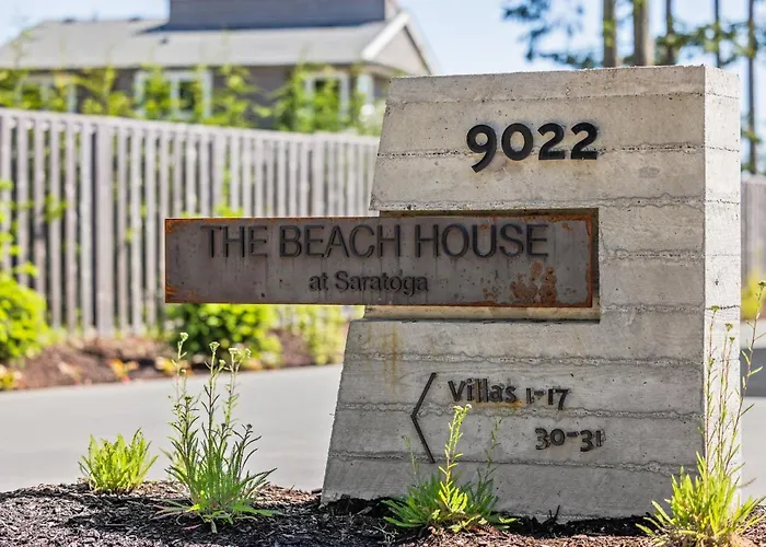 Beachfront Luxury Suite #15 At The Beach House