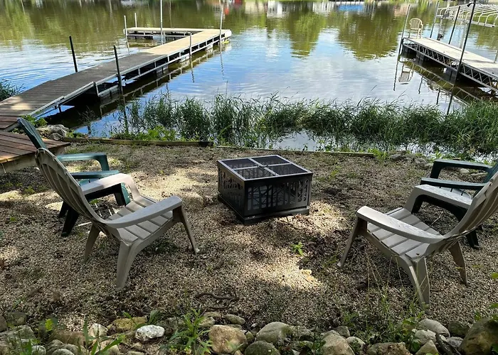 Edgerton Escape 2 On Water With Dock