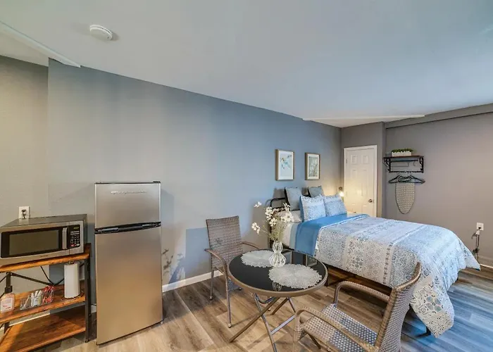 Spacious Studio With Private Entry