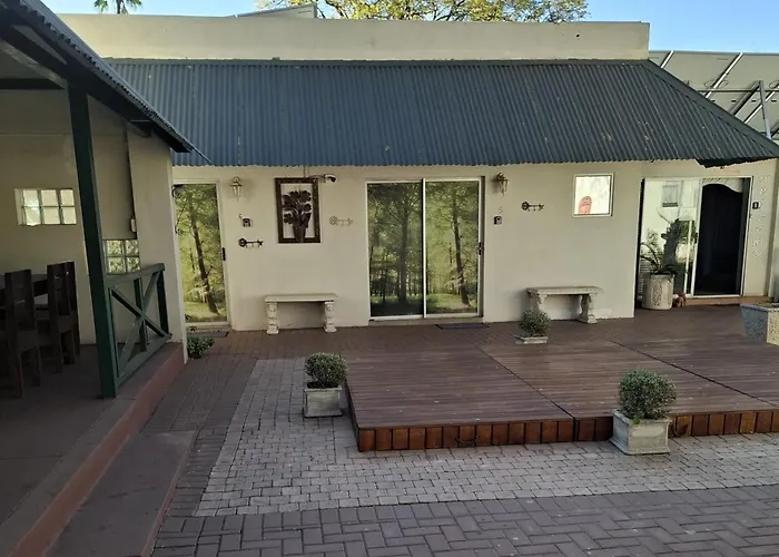 Big Tree Guesthouse Brits