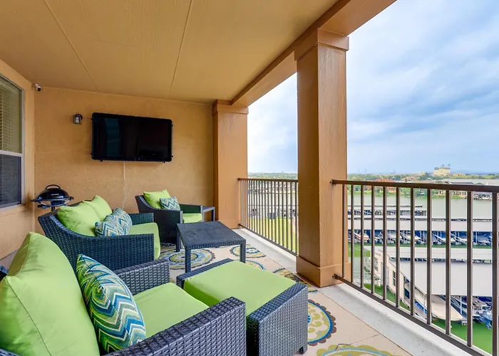 Lake Lbj Condo W/ Private Balcony, Lake Views