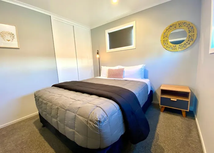 Central, Cosy, Convenient