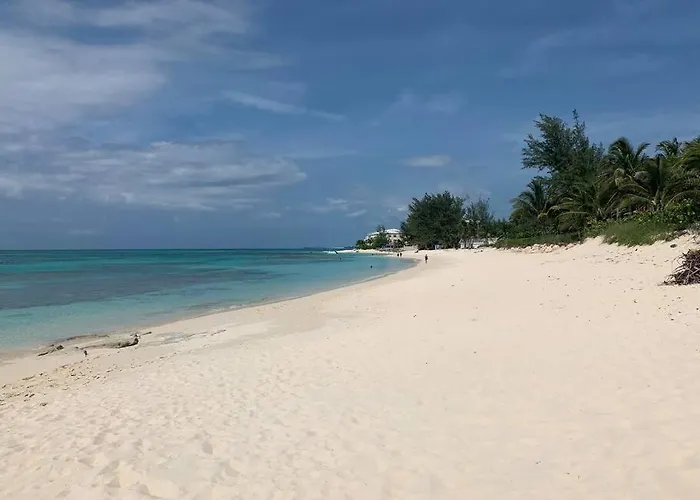 Beach'Nbarefoot