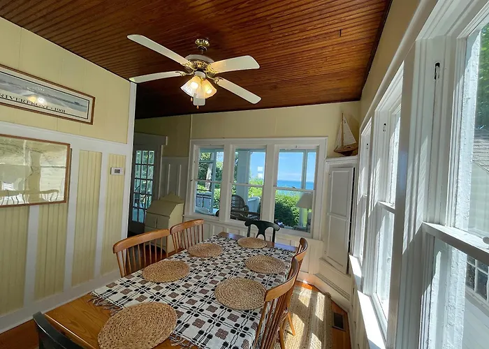 Waterfront Cottages In Lexington Vacation Homes