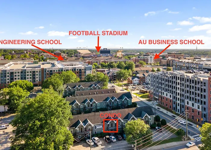 Remodeled And New - Walk To Downtown Auburn