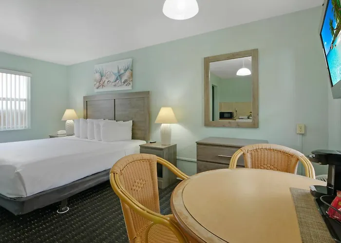 Ocean Court Beachfront Hotel