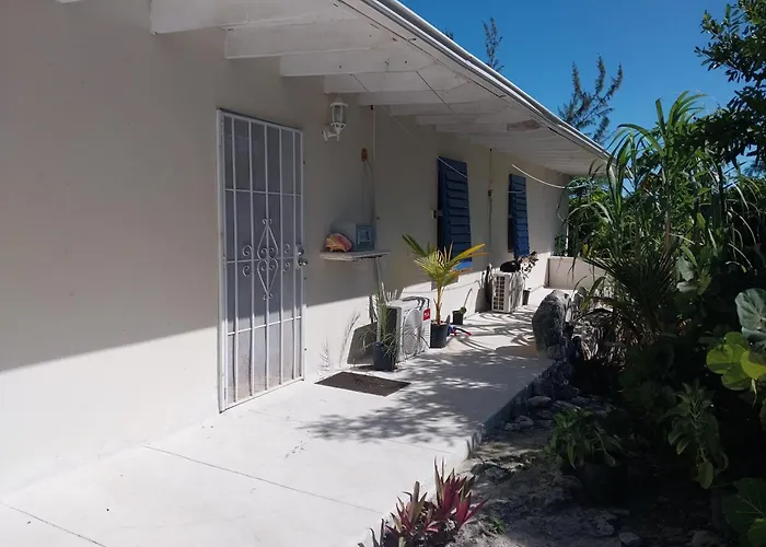 Apartment Near Grace Bay Beach