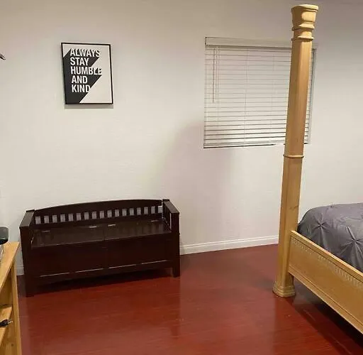 Beautiful 4 Bedroom 2 Bathroom House
