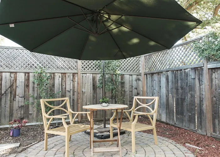 Serene Escape 2Bd W Private Patio Near Stanford