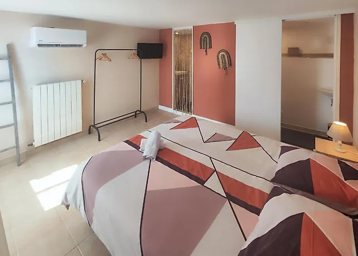 Amazing Home In Roquebrun