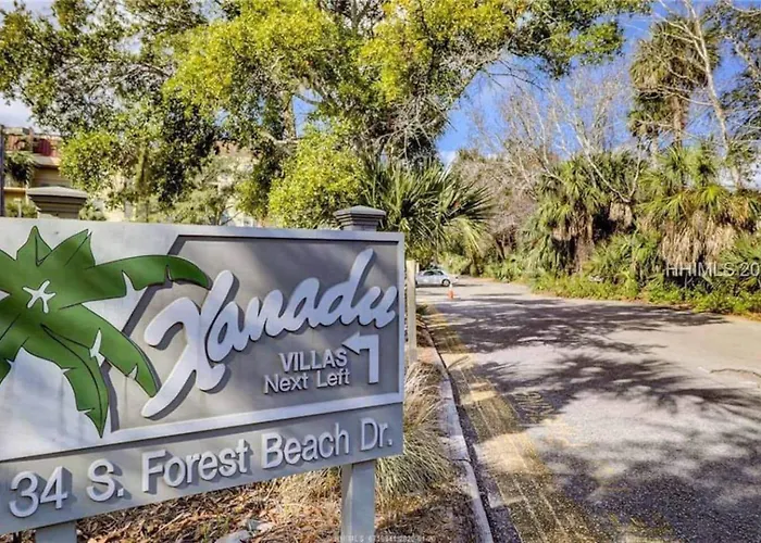 3Br Condo, Pool & Tennis - Beach Steps Away
