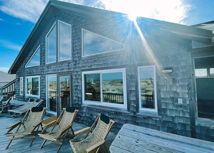 Dune Haus - Oceanfront W Hot Tub, Private Beach
