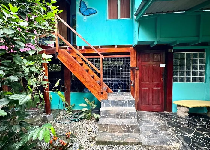 Hidden Jungle Beach House