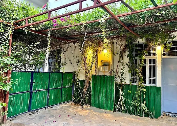 Bhoora House