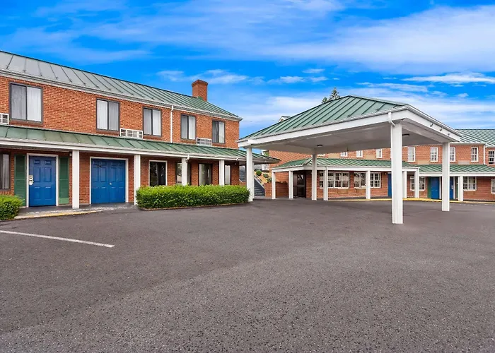 Econo Lodge Waynesboro - Skyline Drive