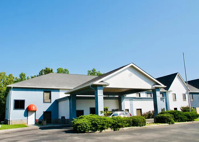 Grand Vista Hotel & Suites