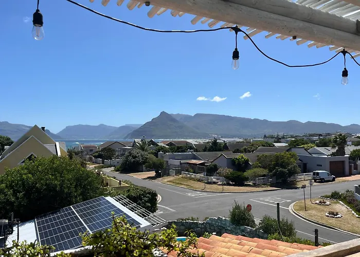 Storyhouse In Kommetjie