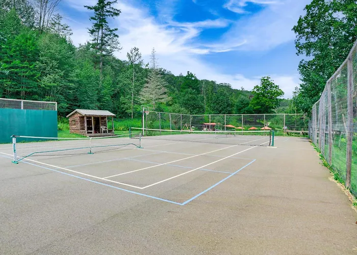 Hawley Home W/ Deck: 4 Mi To Berkshire East Resort