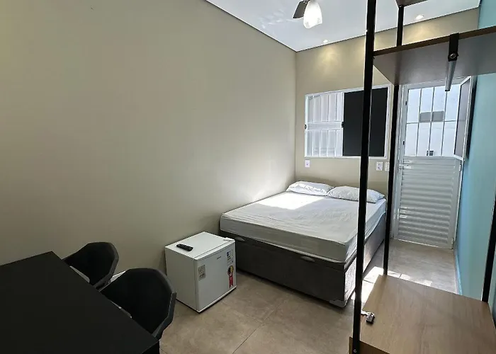 Suite 08 - Hospedagem Guaruja