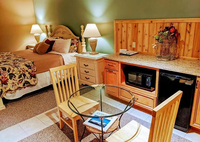 Springbrook Inn- Springbrook