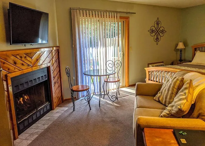 Springbrook Inn Ausable