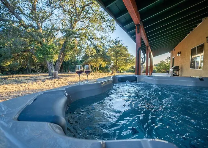 Country Cowboy Hot Tub Home On 20 Acres