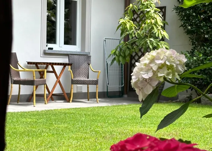 Garden Lodge
