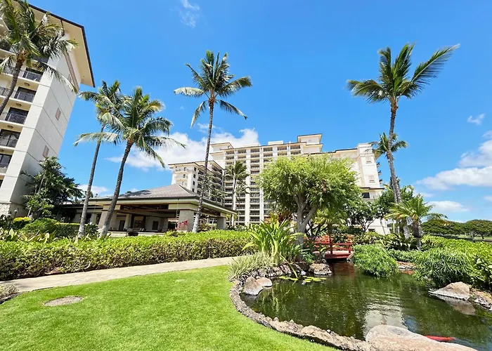 Ko Olina Beach Villas: Luxury Ocean View Condo with Lagoon Access
