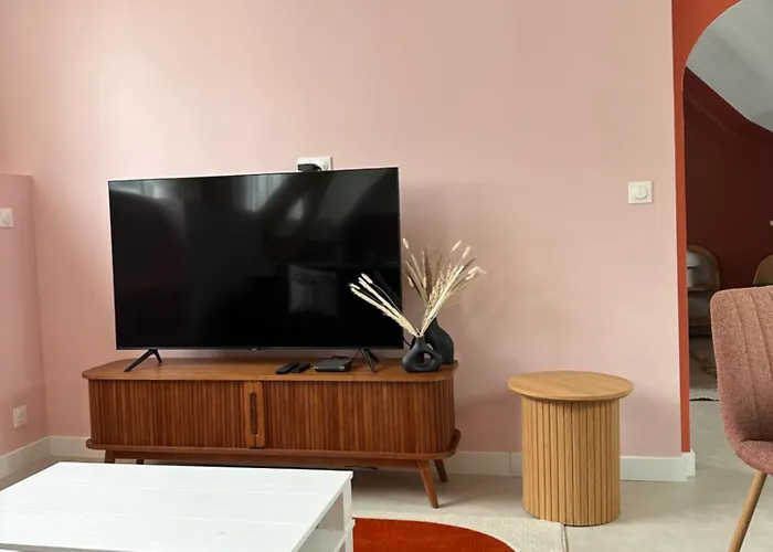 Grand Appartement Ultra Moderne Plein Centre, Plage A Pieds, Avec Parking
