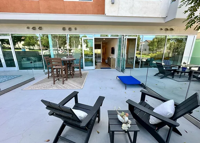 Nimitz Crossing Luxury Residences