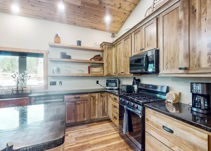 Bear Butte Retreat