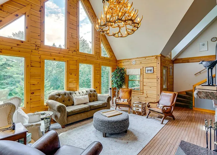 Spacious Wilmington Cabin: Walk To Lake