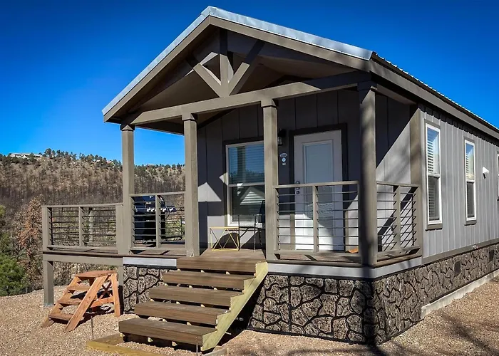 Bear Hug Cabin