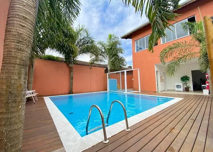 Casa charmosa condomínio piscina Praia de Juquehy, São Sebastião