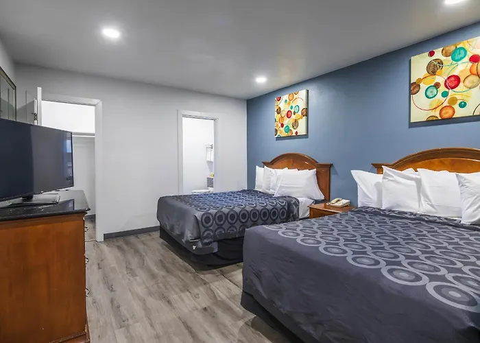 Hitching Post Studios Inn