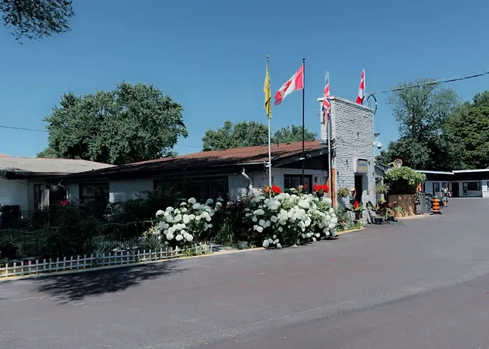 Crestwood Motel