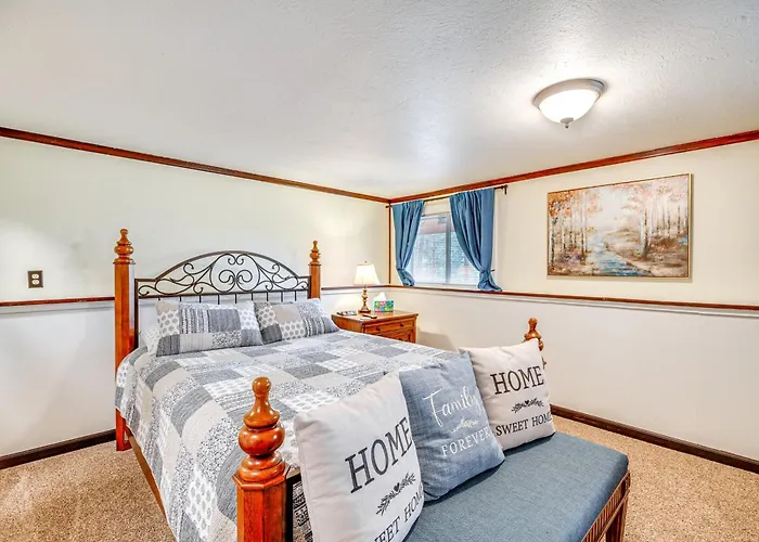 Cozy Home With Hot Tub - 11 Mi To Rainbow Falls