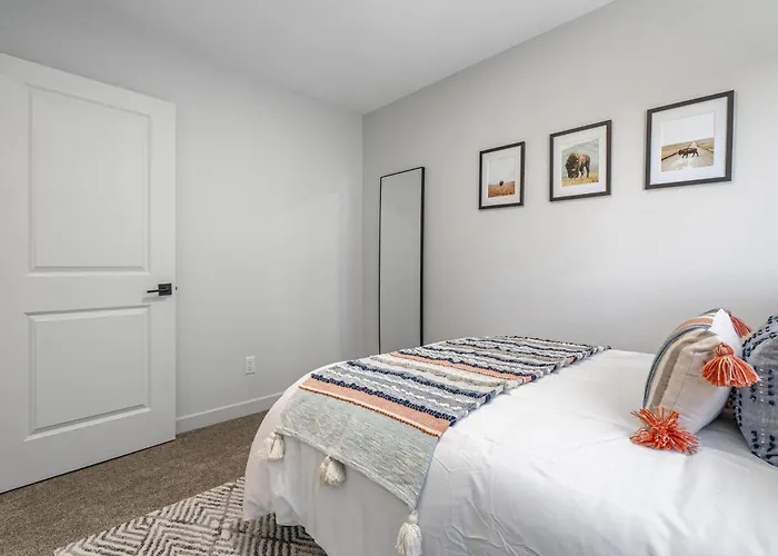 Castle View I Sleeps 15 I Kitchen I Netflix I Tv